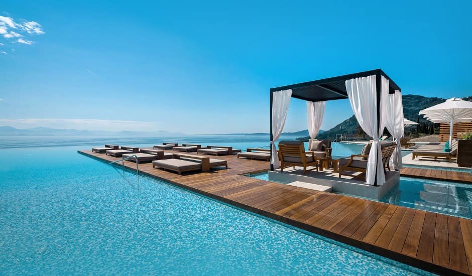 What can you find in the Luxury category on www.goodmooddotcom.com